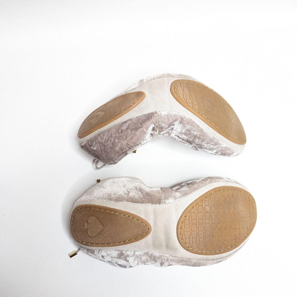 Kate Spade Globe Crushed Velvet Folding Flats - Picture 5 of 6